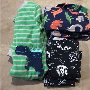 Set of three 24 month pajamas